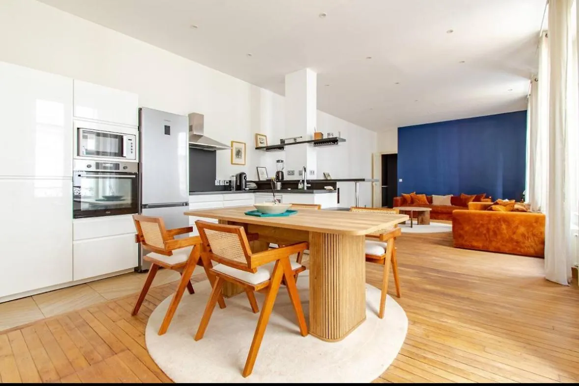 Very Chic Next To Trocadero And Eiffel Tower Apartman